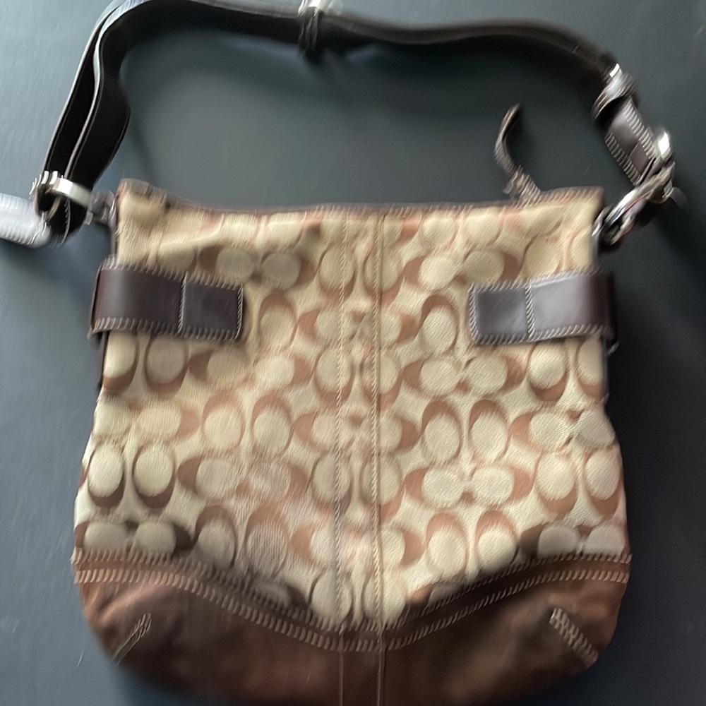 Coach purse - Picture 2 of 12